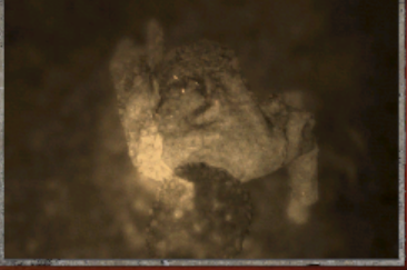 鬼に追われる少年